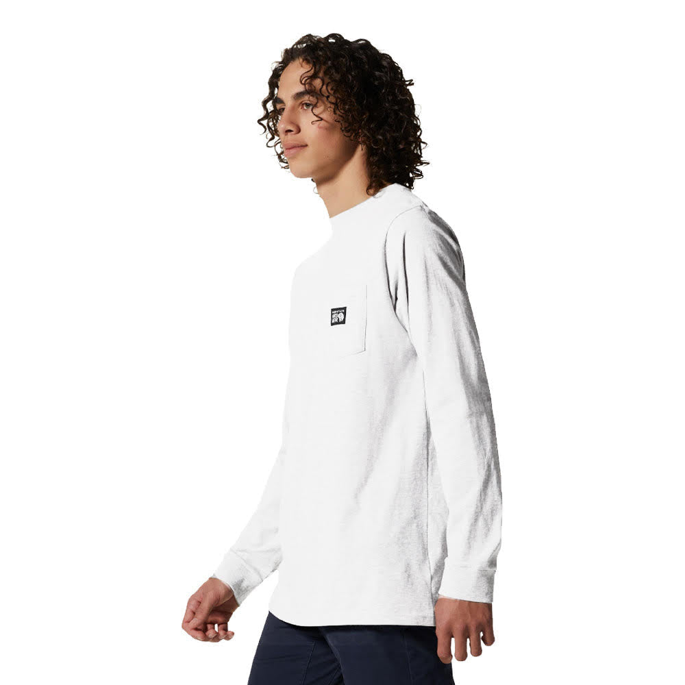 Mountain Hardwear Men's MHW Logo Label Long Sleeve Pocket Top - Sportandleisure.com