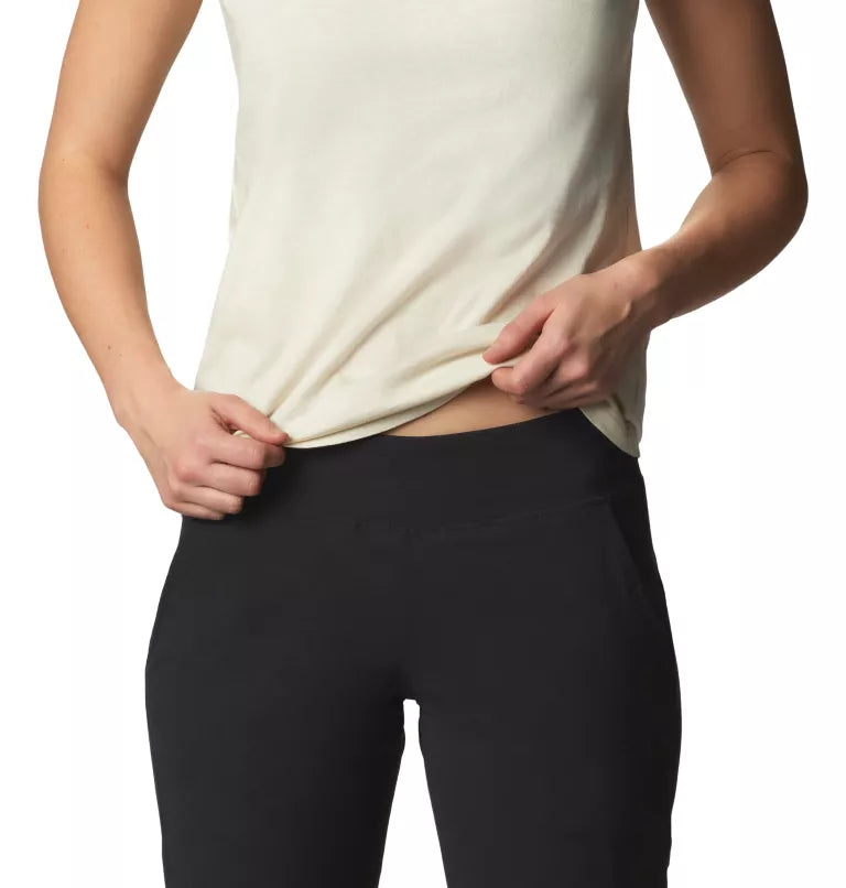 Mountain Hardwear Women's Dynama 2 Capri Pants - Sportandleisure.com
