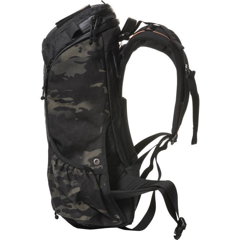 Mystery Ranch x Carryology No Escape Backpack - Black/Multicam - Sportandleisure.com