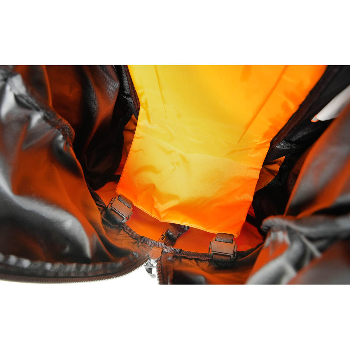 Mystery Ranch Men's Coulee 50 Backpack - Black - XL - Sportandleisure.com