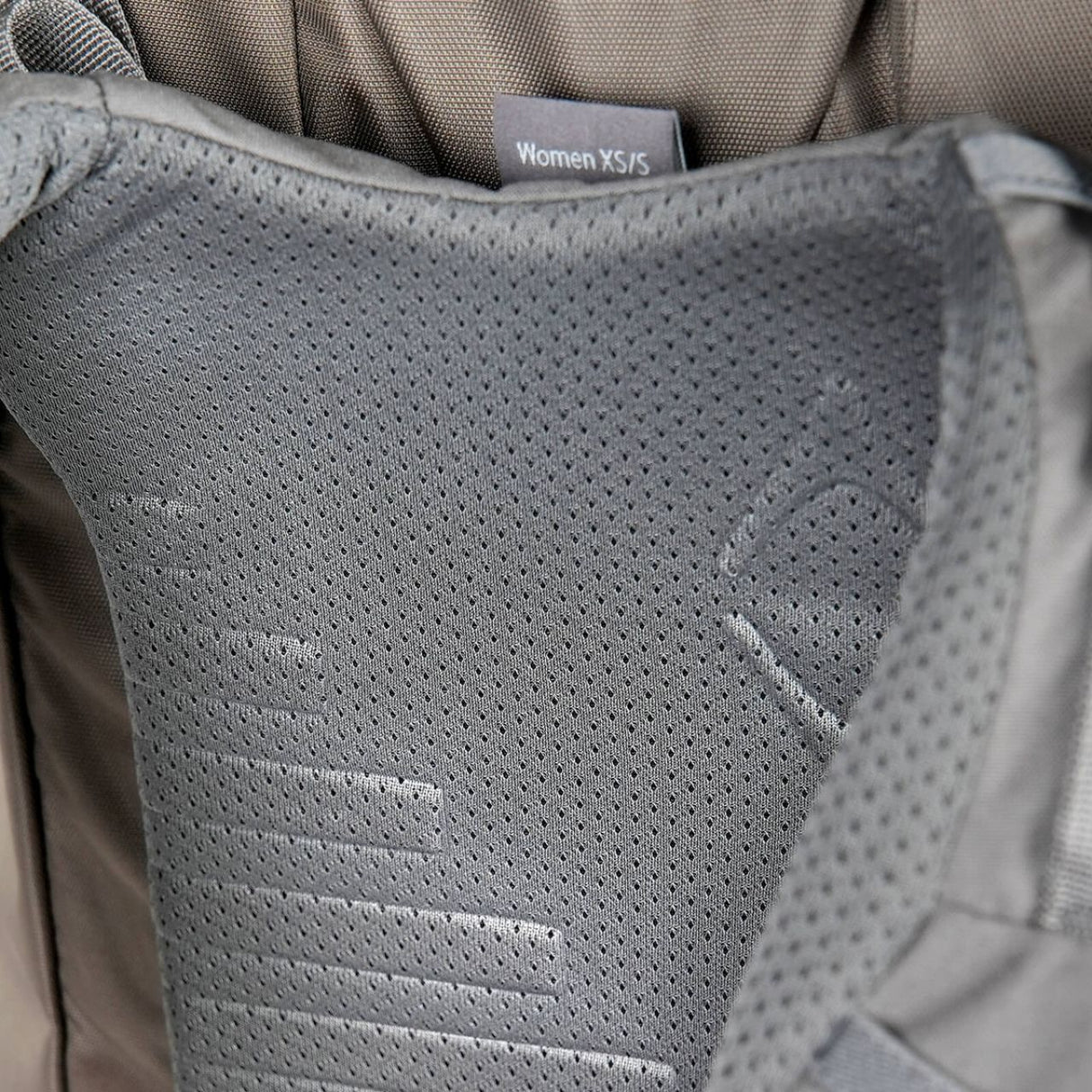 Mystery Ranch Women's Coulee 50 Backpack - Pebble - Sportandleisure.com