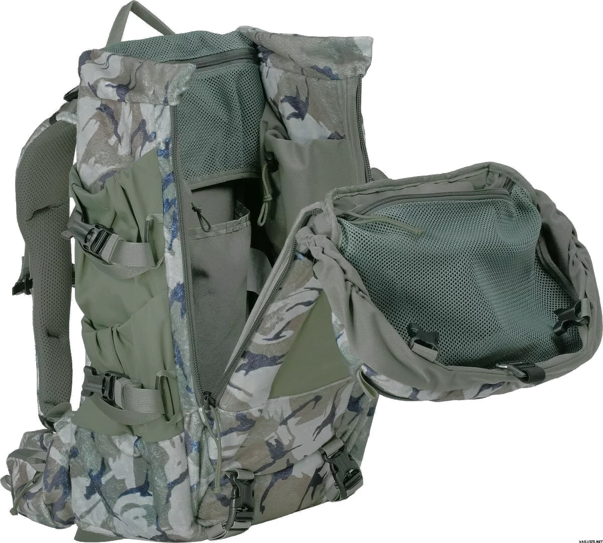 Mystery Ranch Unisex Treehouse 24 Backpack - DPM Canopy - One Size - Sportandleisure.com