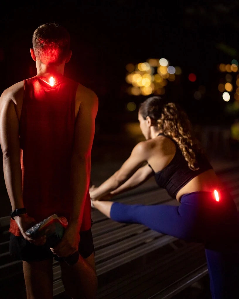 Knog Plus Free Wearable Rear Light - 20 Lumens - Sportandleisure.com