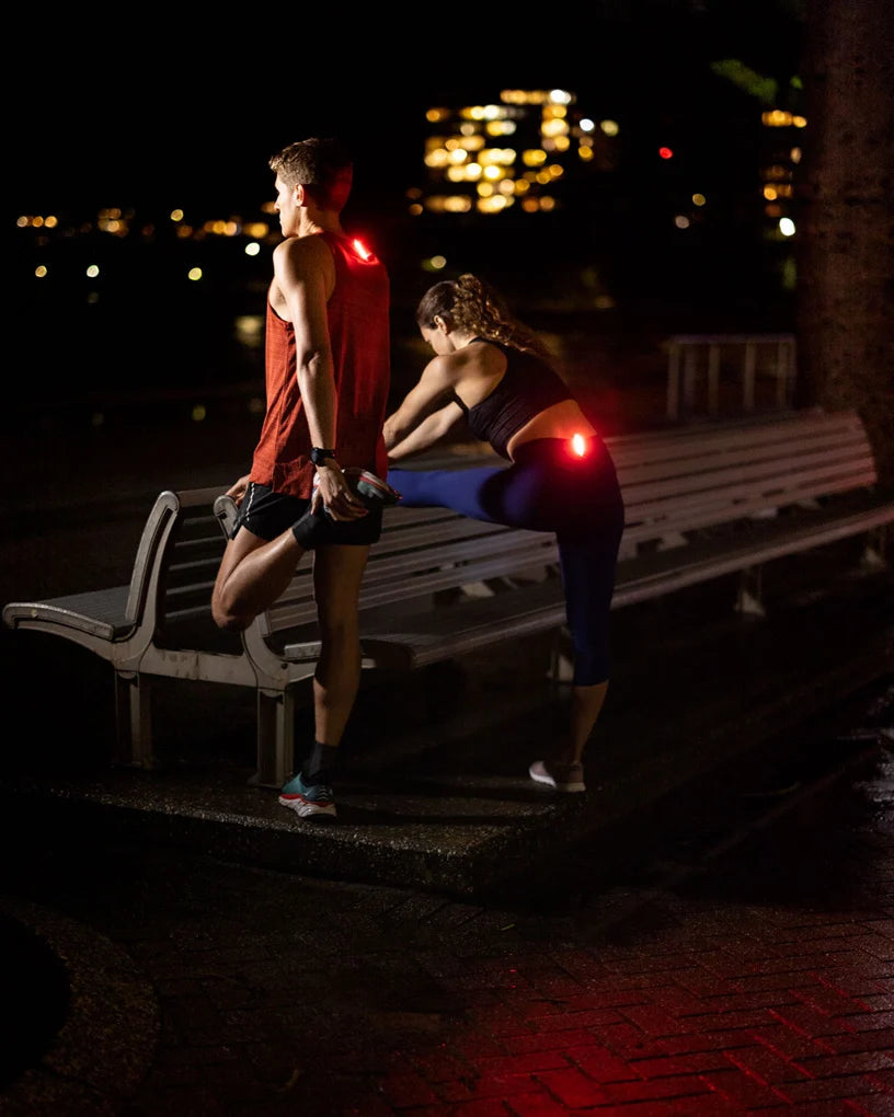 Knog Plus Free Wearable Rear Light - 20 Lumens - Sportandleisure.com