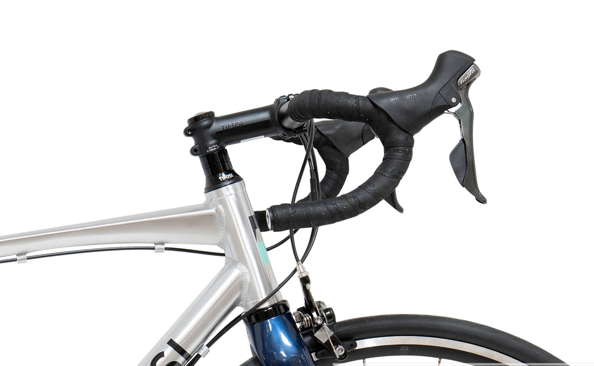 Tifosi Rostra All Road Bike - Tiagra Groupset - Silver - Sportandleisure.com