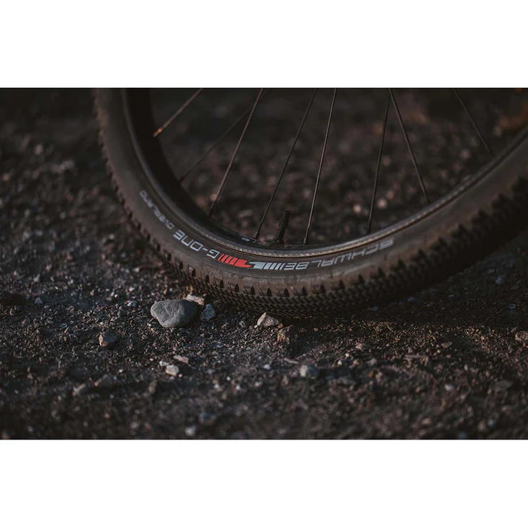 Schwalbe G-One Overland 28 x 2" TLE SpeedGrip Folding Bike Tyre - SuperGround - Sportandleisure.com
