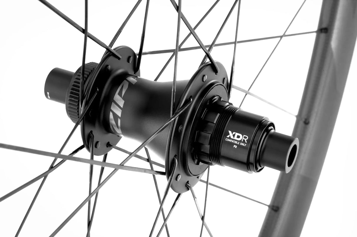 Zipp 303 S Carbon Disc Rear Wheel - 700c - Sportandleisure.com