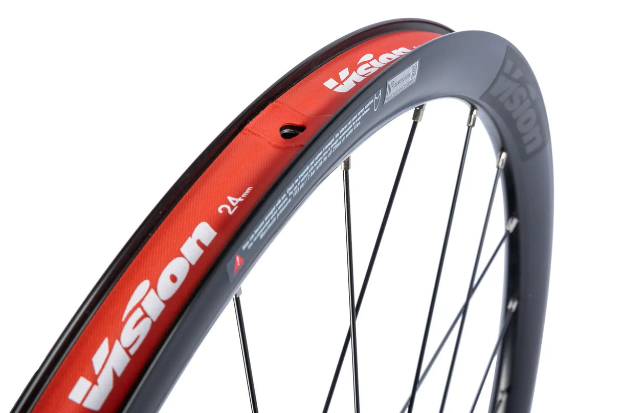 Vision Team 30 AGX i23 Disc Rear Wheel - Sportandleisure.com