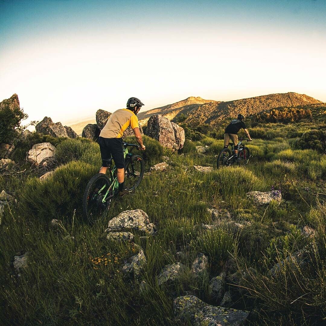 Fizik Terra Alpaca X5 Saddle - Black - Sportandleisure.com