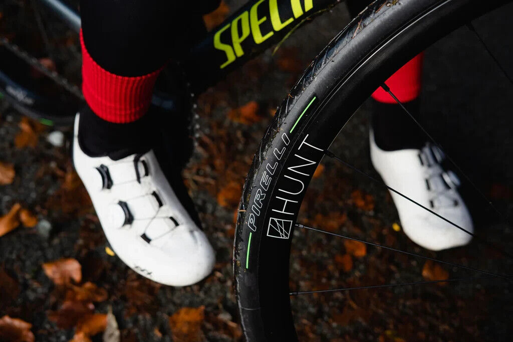 Hunt 4 Season Disc Wheelset - 700c - Shimano HG - Tubeless Ready - Sportandleisure.com