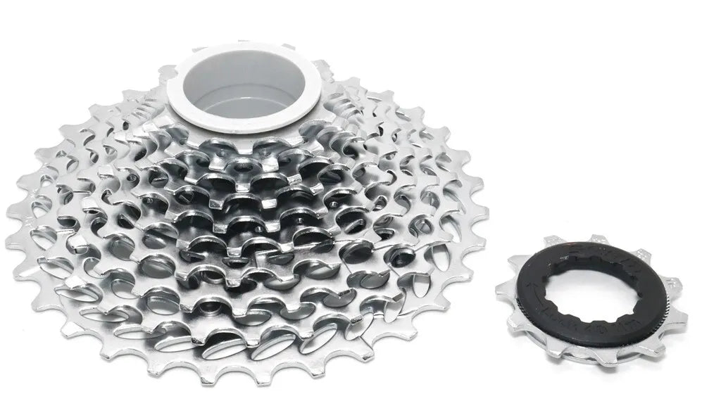 SRAM 11 Speed Cassette & Chain Bundle - PG1130 11-32T / PC1 130 Chain - Sportandleisure.com