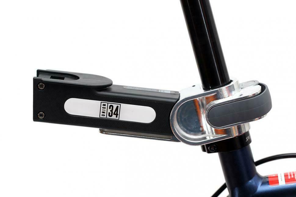 Union 34 Stripe Rucksack With Quick Release Seatpost Fixing - 30 Litres - Sportandleisure.com (6968135581850)