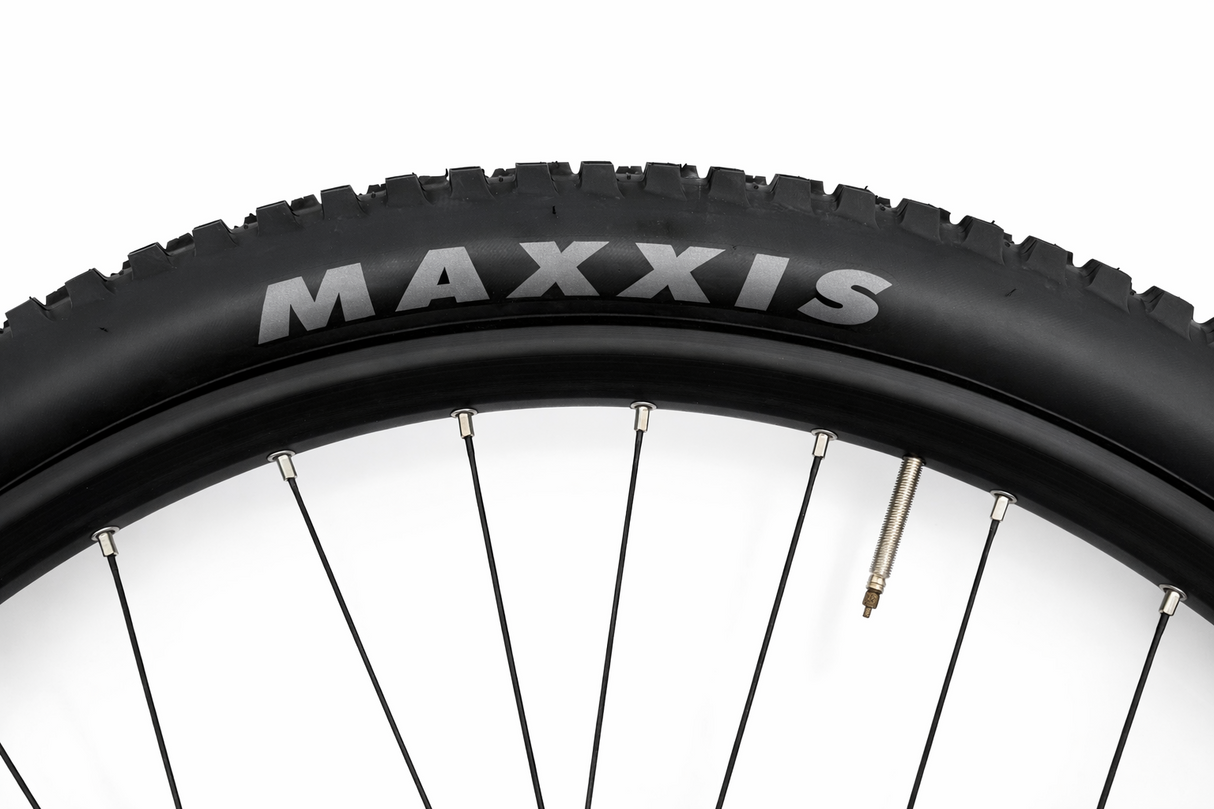 Maxxis Forekaster V2 Wire Bead 2.4" MTB Tyre - 27.5" or 29"