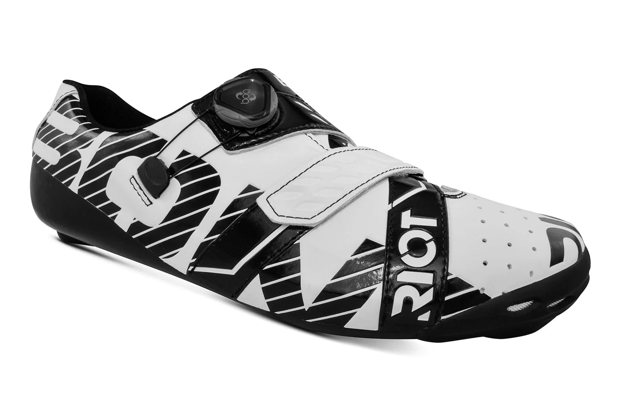 C*Z様 BONT Riot シューズとシマノ ビンディングペダル Bont Cycling Riot 24 Road Cycling Shoes