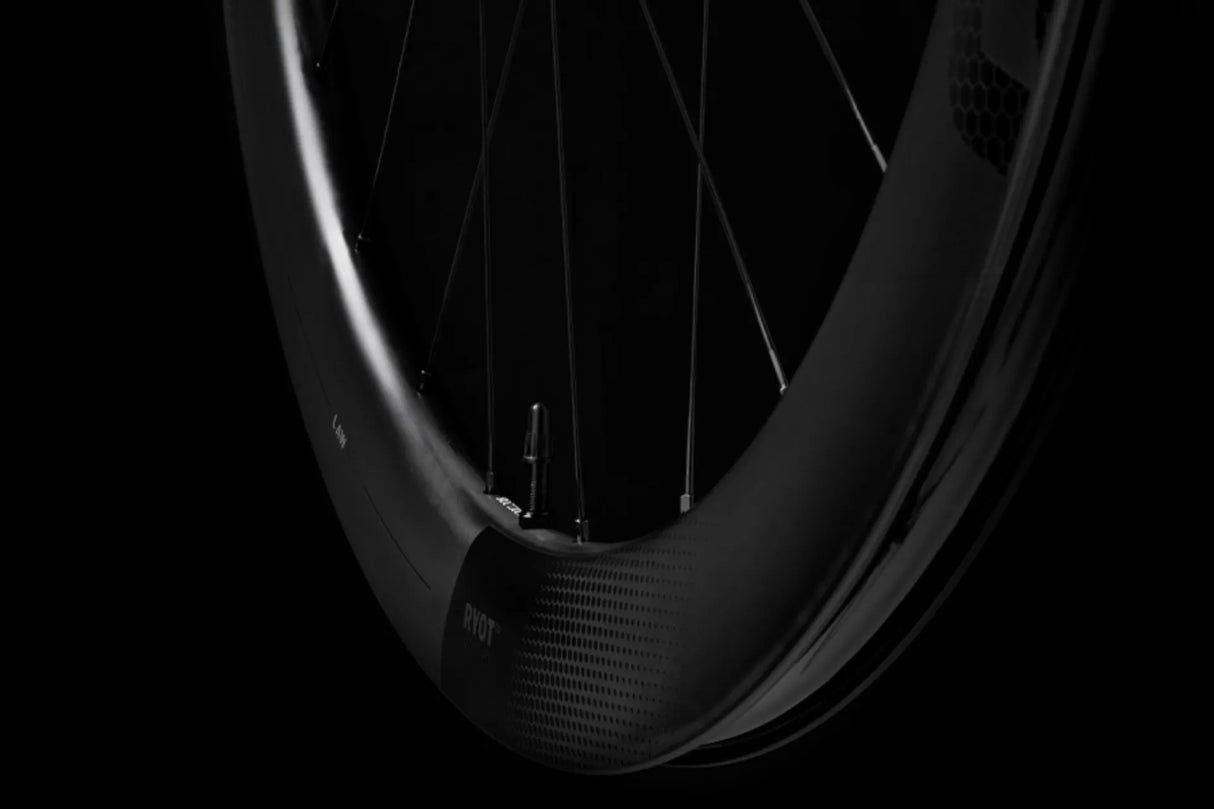 FFWD RYOT 55 Disc Wheelset - DT240 - Sportandleisure.com