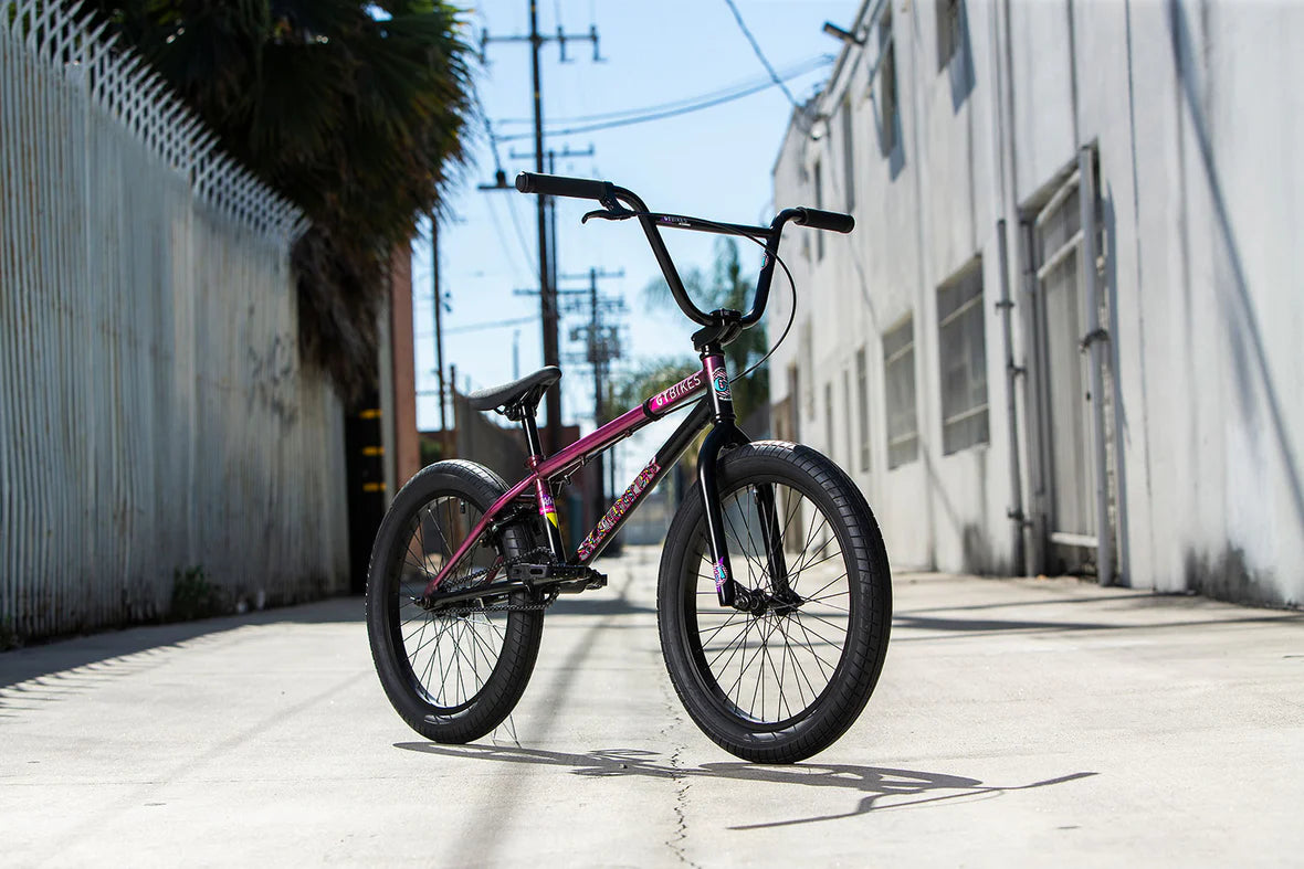 GT Slammer Mercado 20" BMX Raspberry / Black Fade - Sportandleisure.com