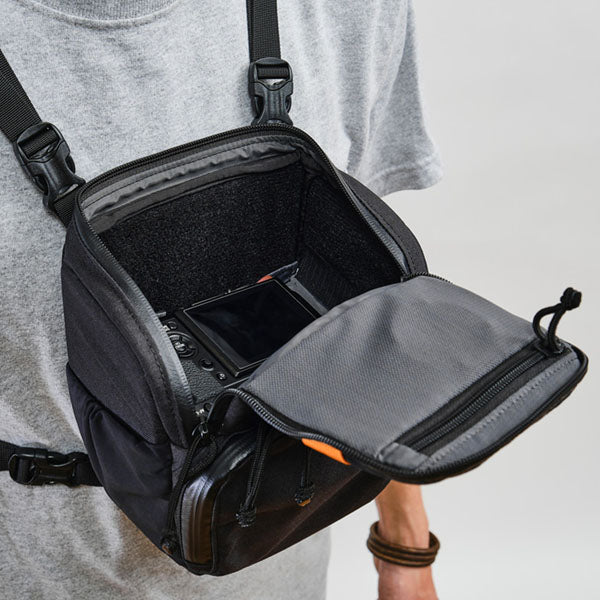 Mystery Ranch DSLR Chest Rig Camera Carry Bag - Black