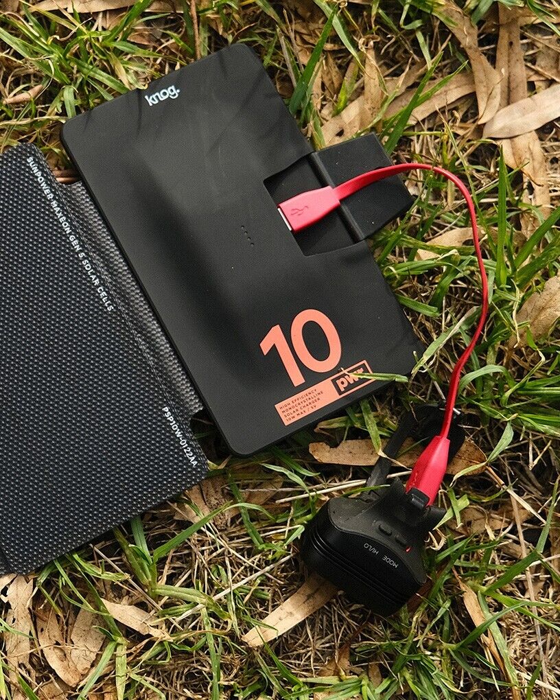 Knog PWR Portable Solar Panel 10W - Sportandleisure.com