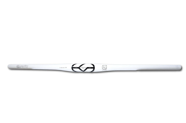 FSA Gravity Light 777mm 31.8mm Alloy Handlebar - White - Sportandleisure.com